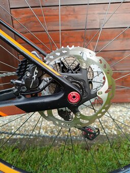 SCOTT SCALE 910 - osazeno komplet Shimano XT - hmotnost 10kg - 12