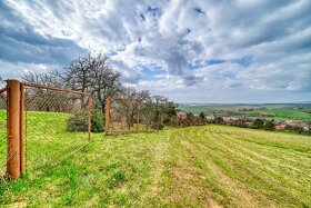 Zděná chata na prodej, Koryčany, pozemek 4832m2 - 12