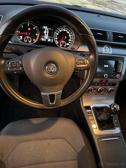 VW Passat B7 2.0 TDI 103 kw Sedan manuál 2 majitel - 12