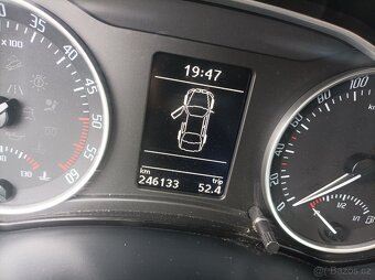 Škoda Octavia Scout - 12