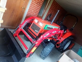 Malotraktor , traktor , Hinomoto - 12