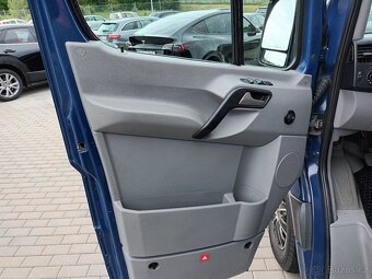 Volkswagen Crafter 2,5 TDI,9MÍST,KLIMA,KAMERA,TZ - 12