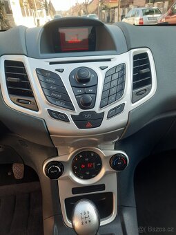 Ford Fiesta 1,4l benzín - 12