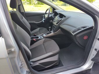 Ford Focus 1,0 ecoboost /servis/pneu/ČR - 12