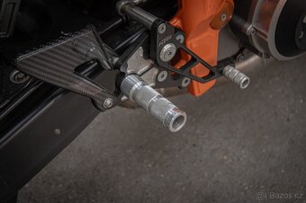 KTM 990 Super Duke R - 12