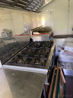 Prodám Foodtruck Mercedes 814 special - 12