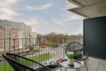 Jediný dostupný byt 1+kk v projektu HAGIBOR s možností parko - 12