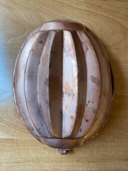 Sběratel nabízí staré měděné formy - 12