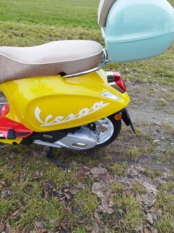 Vespa primavera 125 r.v. 2022 - 12