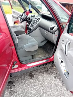 Citroën Xsara Picasso 1.6 HDI 16V - 12