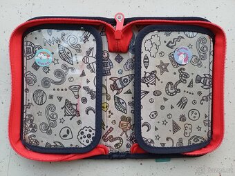 Brašna + penál + 2 knížky - 12