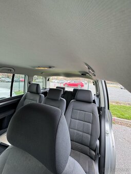 VW Touran 2.0 TDI 7 míst - 12
