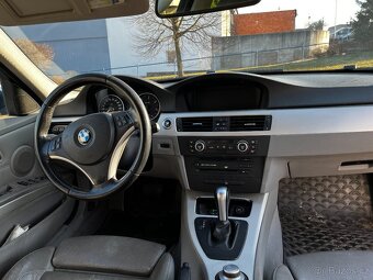 BMW 330xd - 12