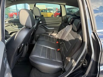 Ford Kuga 2,0 TDCI AT 4x4 TITANITUM PANORAMA - 12