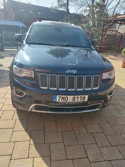 Jeep Grand Cherokee - 12