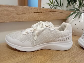 Slazenger dámské tenisky vel. 38 - 12