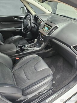 Ford Smax 2.0 tdci 132kw automat 4x4 r.v 2016 1-Majitel ČR - - 12