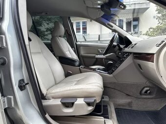 Volvo XC90 2.9 T6 200kW 4x4 AWD Benzín Automat Kůže Xenony - 12