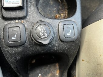 Fiat Panda 1.3 MultiJet 4×4 • vyhř. sedačky • 2 sady ALU kol - 12