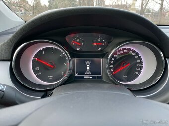 Opel Astra 1.5Cdti 1.MAJITEL ČR DPH LED - 12
