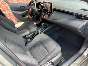 Toyota Corolla Touring Sports 1.8 Hybrid Comfort, tažné zař. - 12