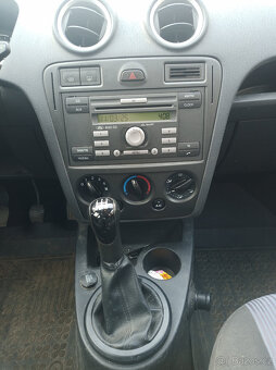 Ford Fusion 1,4 benzín 54kw 2009 - 12