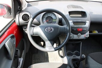 Toyota Aygo, 1,0i 48KW, STK, r.v. 2006, ČR - 12