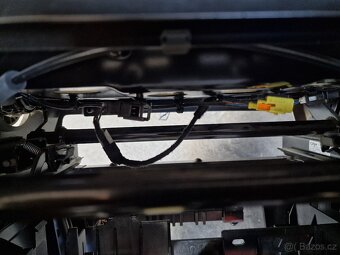 Sedadlá VW T5,T5.1,T6,T6.1 - 12