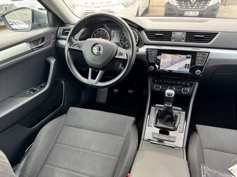 Škoda Superb Combi III 1.4 TSi 110kW Xenon Navi Alu 1.Majite - 12
