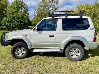 Toyota Land Cruiser J9 KZJ 90 - 12