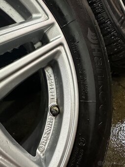 5x112 7,5J ET36 Borbet XR + 225/50 R17 zimné - 12