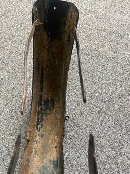 náhradní díly jawa čz blatník střed kola - 12