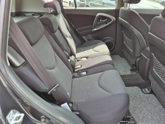 Toyota RAV4,2.2D-4D,100KW,4x4,NEMÁ DPF,BEZ KOROZE,R.V.2007 - 12