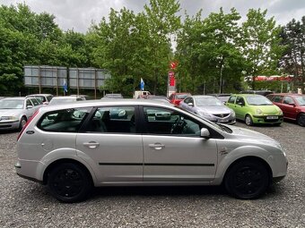 Ford Focus Combi 1.6i 74kW klimatizace tažné ABS 2007 - 12