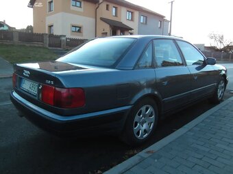Audi 100 2.8 V6 - 12