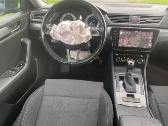 Š.Superb III 1.6 Tdi 88 kW lift r.v.2020 DSG kamera - 12