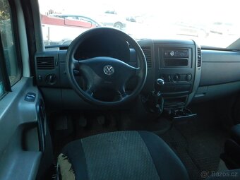 Volkswagen Crafter 2.0 TDI, ČR, 7 MÍST, VALNÍK - 12