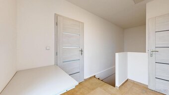 Prodej patrového rodinného domu 124 m², pozemek 549 m² - 12