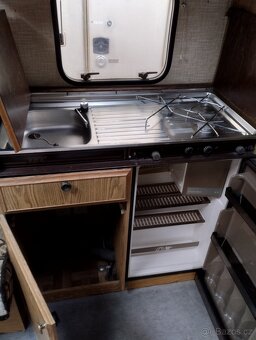 Karavan TEC 2x náprava De doklady - 12