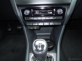 Škoda Rapid, 1.2TSi 66KW-SERVIS-BRZDY - 12
