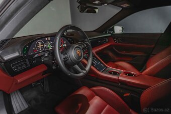 PORSCHE Taycan-4S-Cross-Turismo-1m-CZ-R21 - 12
