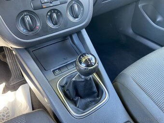 VW Golf 1.9 TDi 77kW Model BEZ DPF,AC - 12