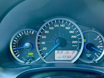 TOYOTA YARIS 1.5,rv 2012 55kW Hybrid AUTOMAT - 12