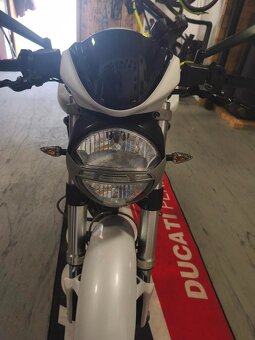 Ducati Monster 696 rv..2010 - 12