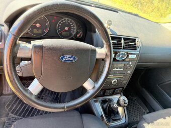 Ford Mondeo 2.0  teči - 12
