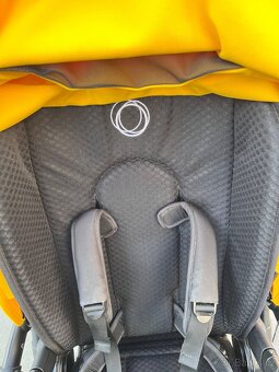 Bugaboo Bee6 All Black se žlutou prodlužovací stříškou s prů - 12