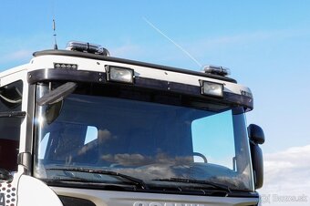 4X4 TŘÍSTRANNÝ SKLÁPĚČ + HYDRAULICKÁ RUKA SCANIA R380 / EU4 - 12