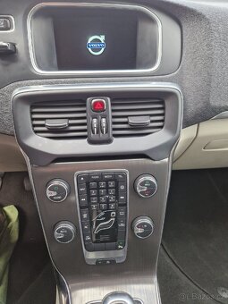 Volvo V40 - 12