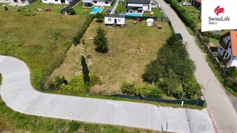 Prodej stavebního pozemku 807 m2, Tišice - 12