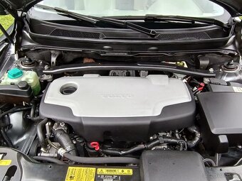 Volvo XC90 2.4 D5 136kw - 12
